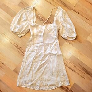 Gorgeous Cream Leopard Satin Dress from SKY TO MOON Sz Small